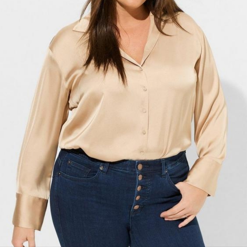 NWT! Gold Satin Button Up Long Sleeve Blouse Torrid Sz 2 / 18/20
